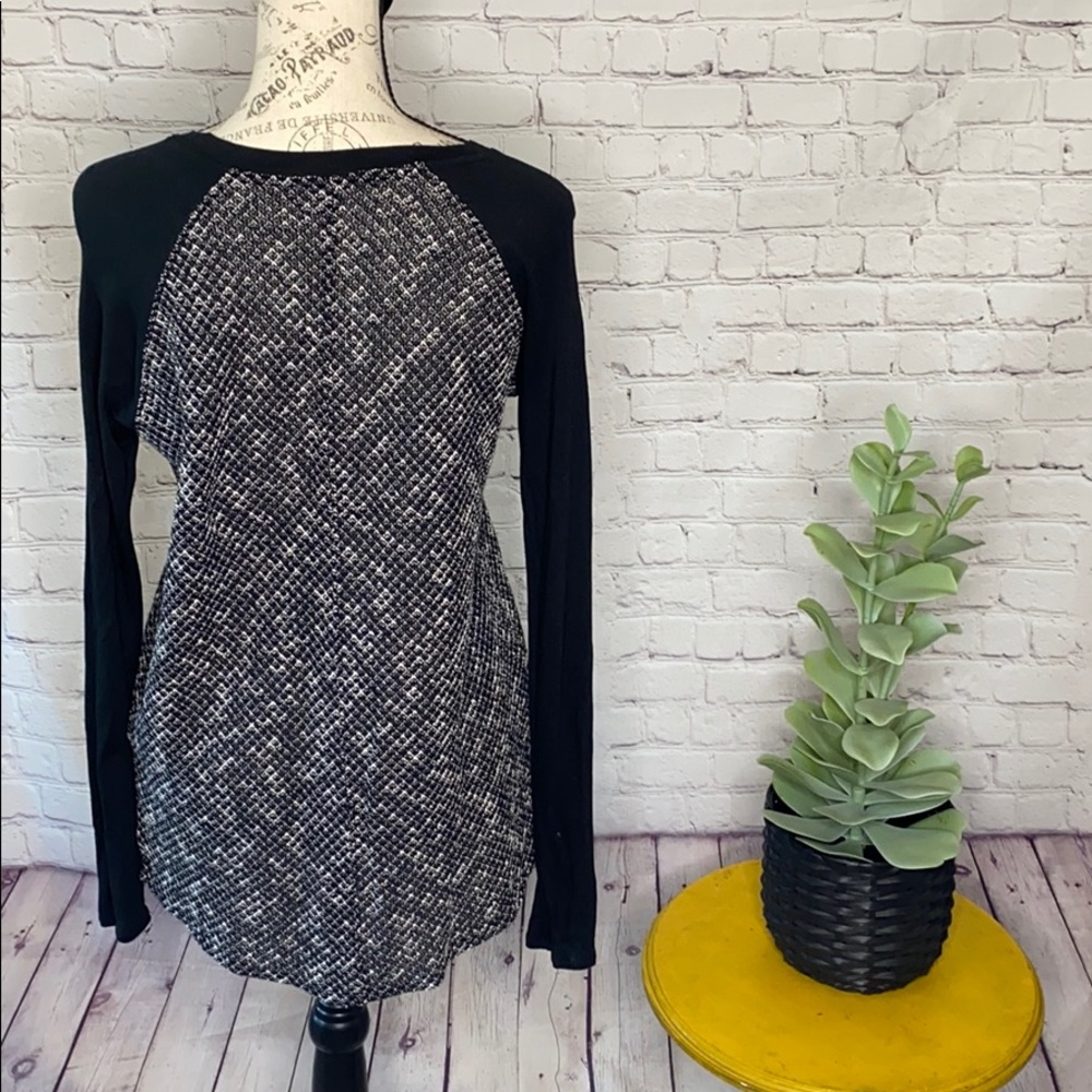 Banana Republic tweed baseball raglan long sleeve - Picture 3 of 10